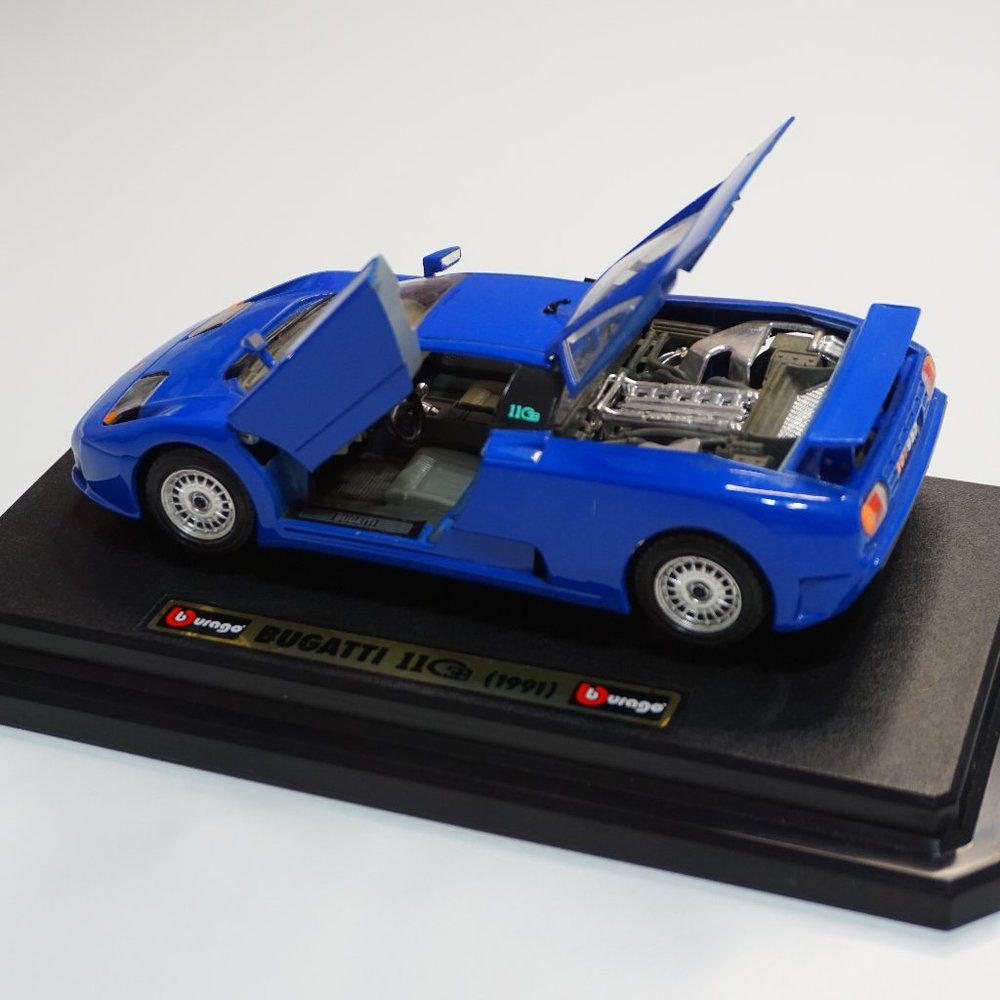2/$40 - Bburago 1991 Bugatti II EB 110 Vintage Toy Collectible Model Car